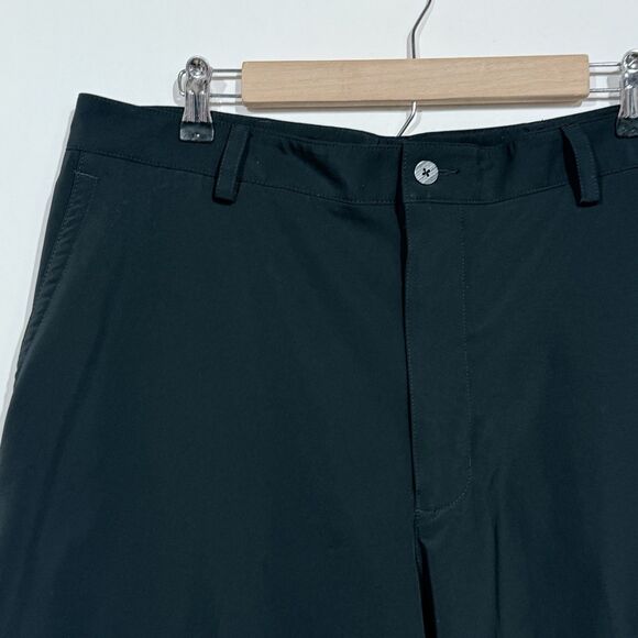Nike Golf Dri Fit Chino Golf Shorts Men's Size 34 Performance Black - Picture 2 of 16